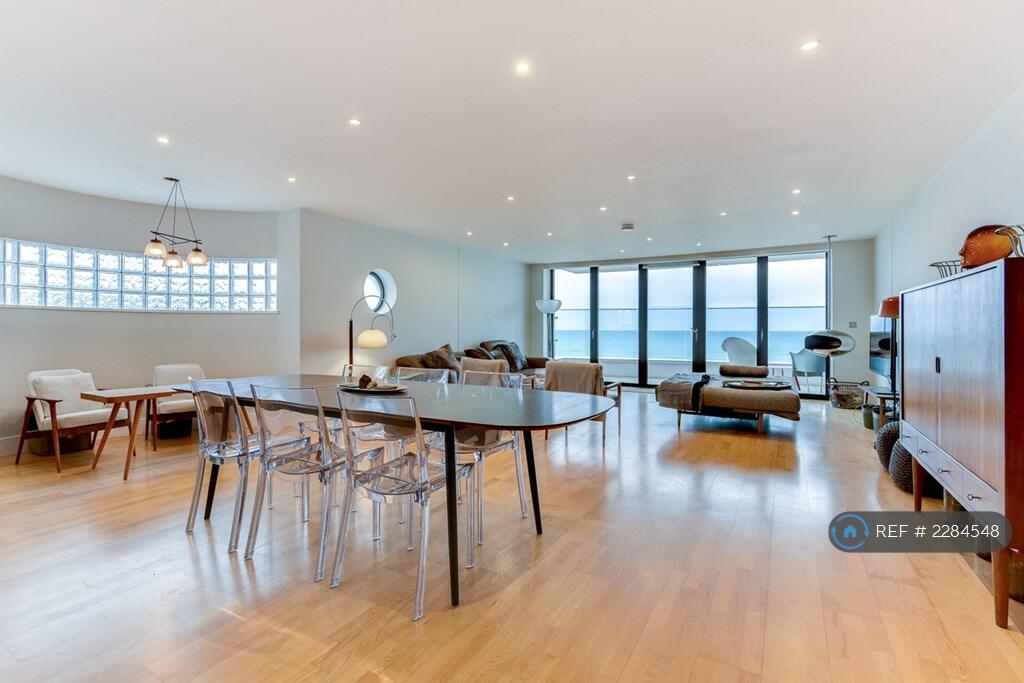 Additional property image - Aurora, Goring-By-Sea, Worthing, BN12