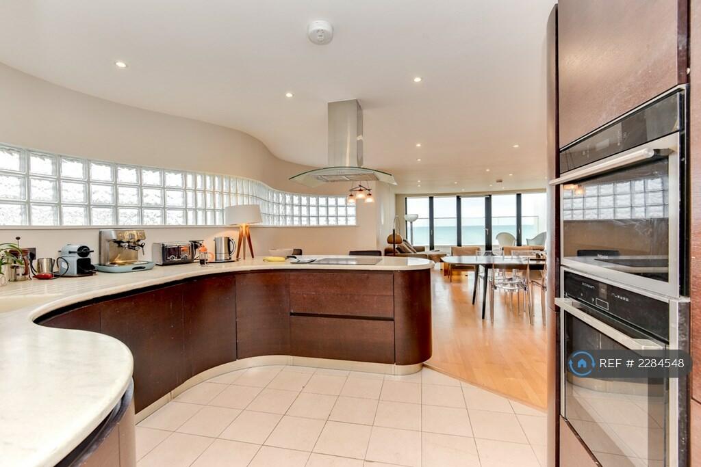 Additional property image - Aurora, Goring-By-Sea, Worthing, BN12