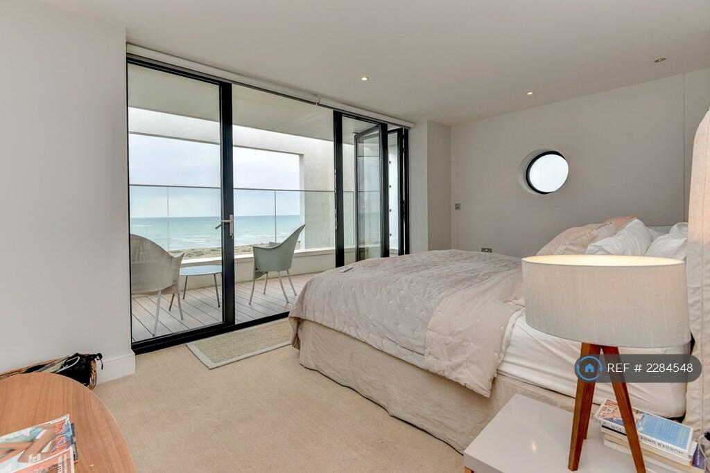 Additional property image - Aurora, Goring-By-Sea, Worthing, BN12