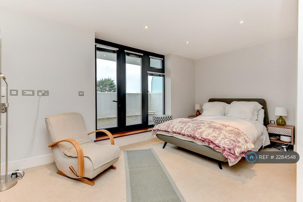 Additional property image - Aurora, Goring-By-Sea, Worthing, BN12
