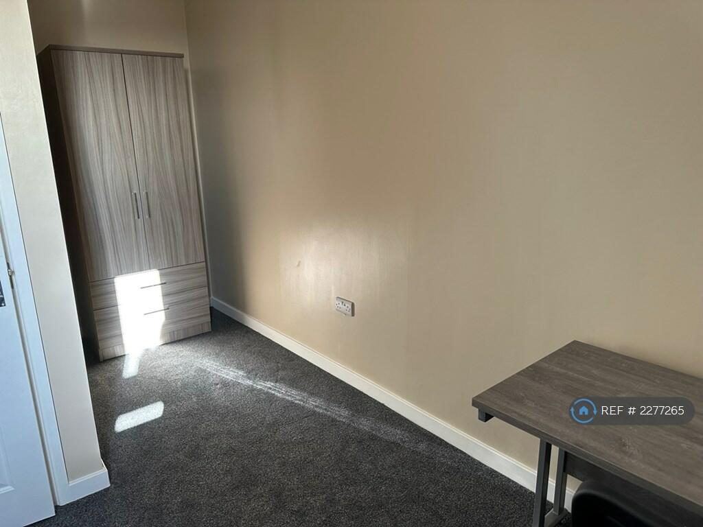 Additional property image - Stokes Croft, Bristol, BS1
