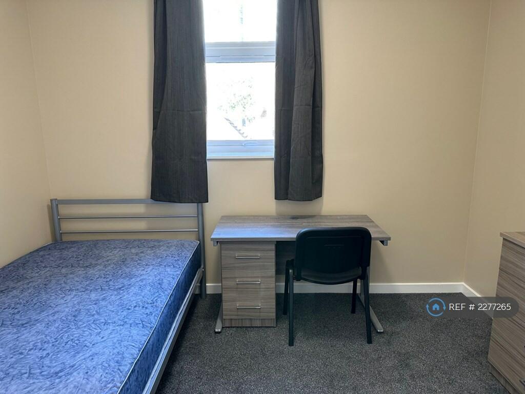 Additional property image - Stokes Croft, Bristol, BS1
