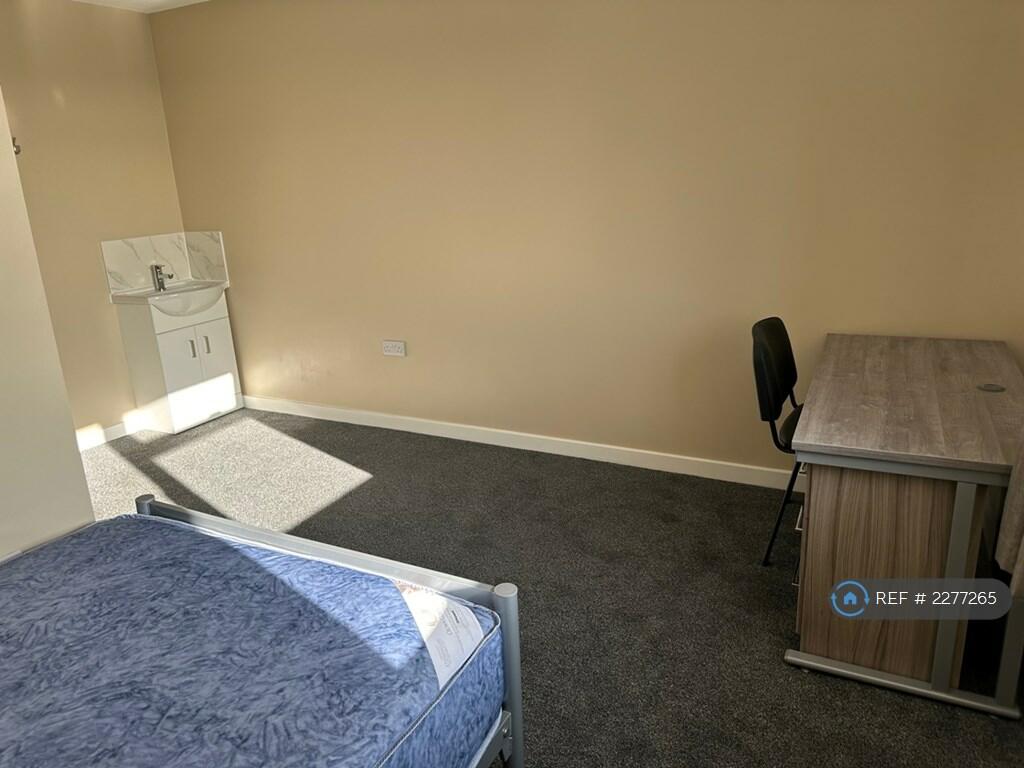 Additional property image - Stokes Croft, Bristol, BS1