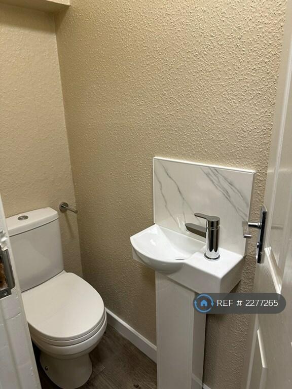 Additional property image - Stokes Croft, Bristol, BS1