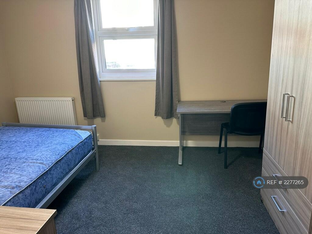 Additional property image - Stokes Croft, Bristol, BS1