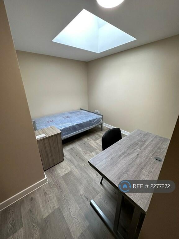 Additional property image - Stokes Croft, Bristol, BS1