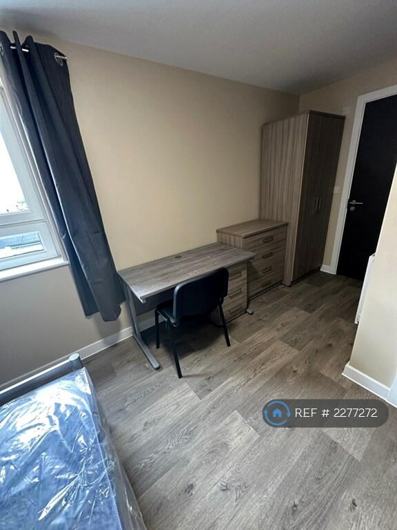 Additional property image - Stokes Croft, Bristol, BS1