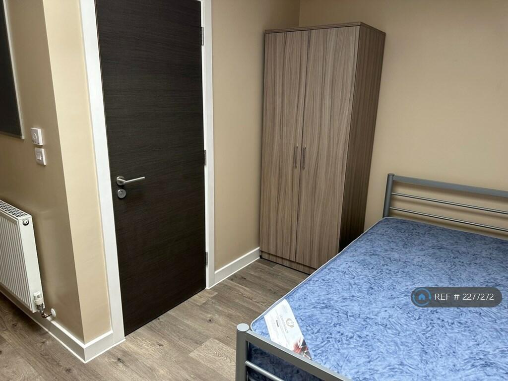 Additional property image - Stokes Croft, Bristol, BS1