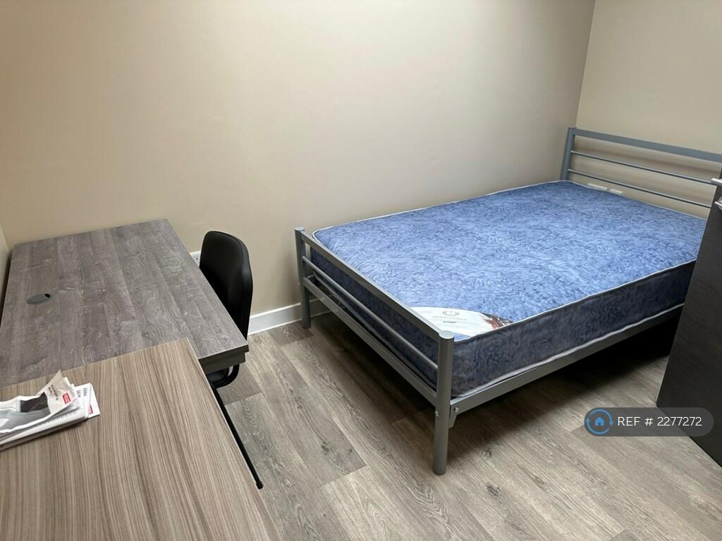 Additional property image - Stokes Croft, Bristol, BS1