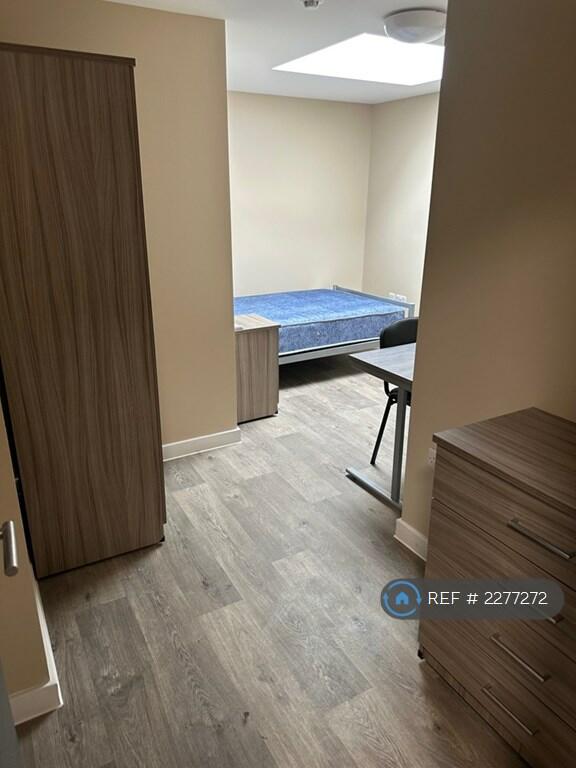 Additional property image - Stokes Croft, Bristol, BS1