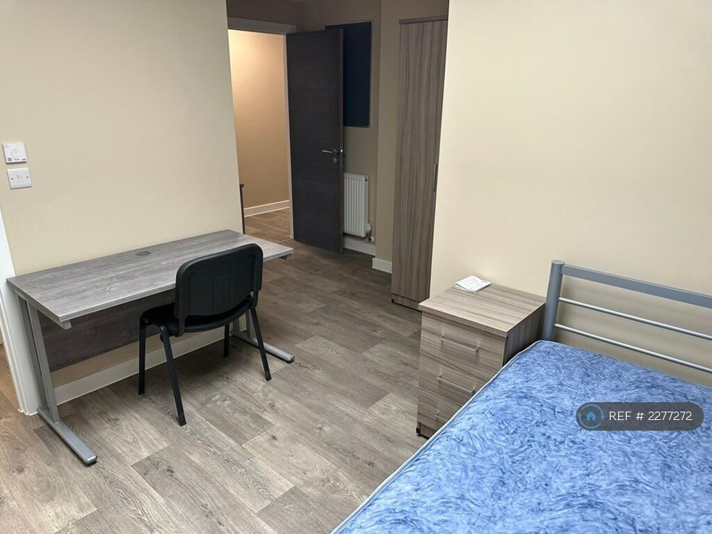 Additional property image - Stokes Croft, Bristol, BS1
