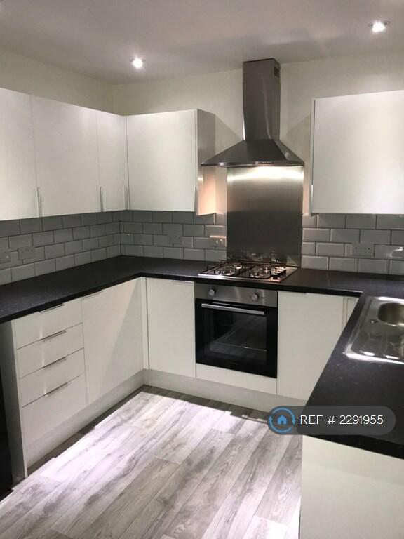 Additional property image - Ploughmans Croft, Bradford, BD2