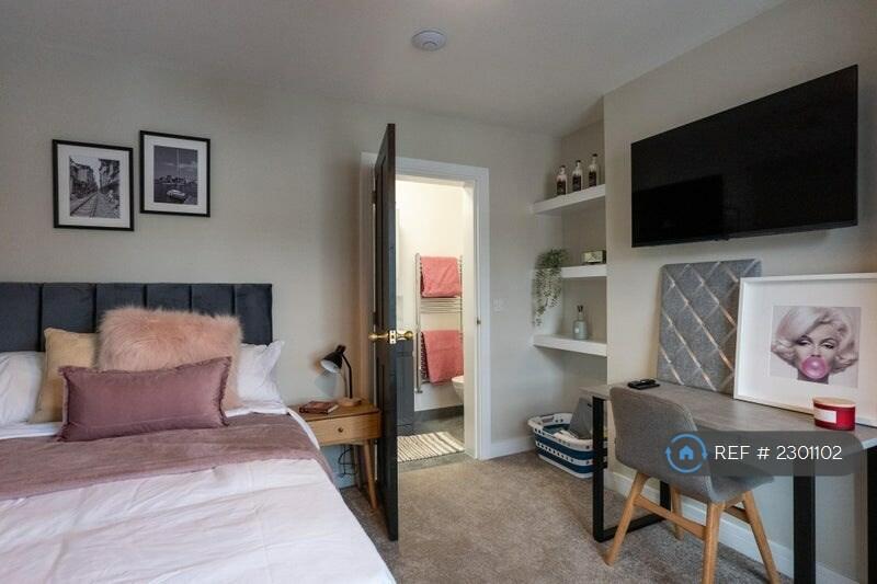 Additional property image - Albert Road, Tamworth, B79