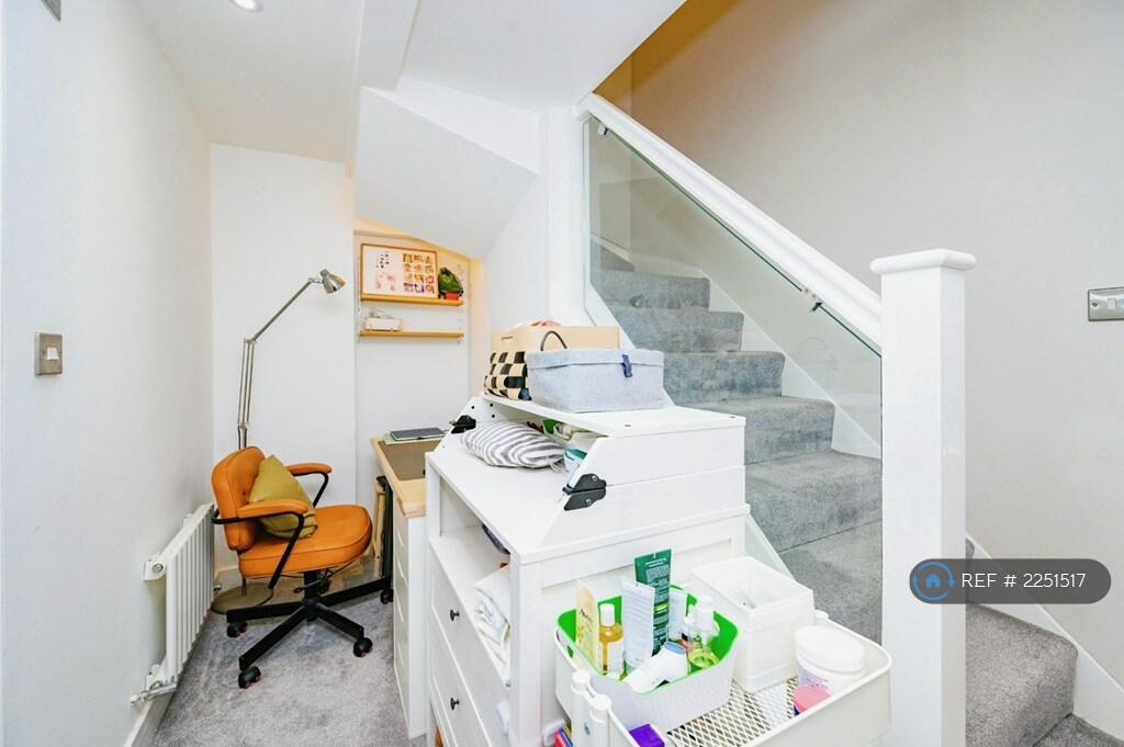 Additional property image - George Street, Markyate, St. Albans, AL3