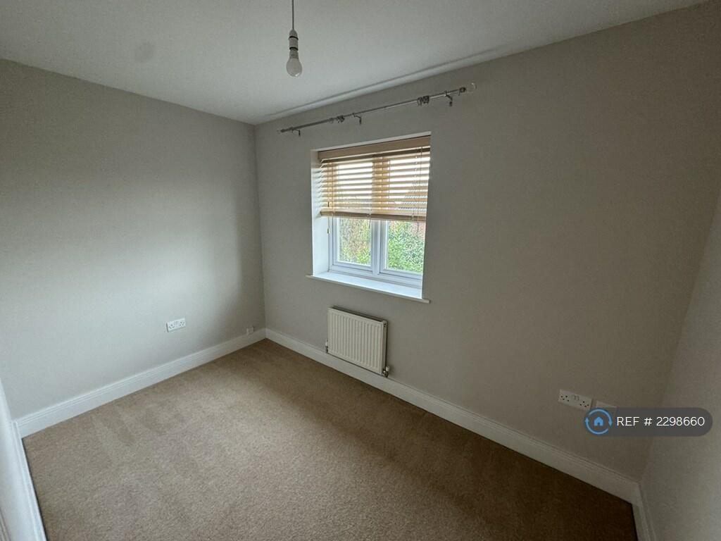 Additional property image - Bexhill Drive, Amington, Tamworth, B77