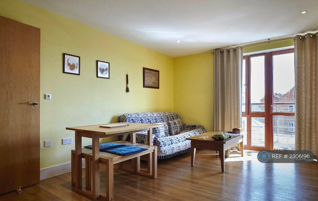Additional property image - Hills Road, Cambridge, CB2