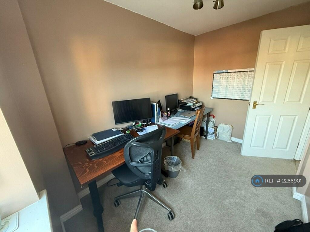 Additional property image - Hawksworth Crescent, Chelmsley Wood, Birmingham, B37