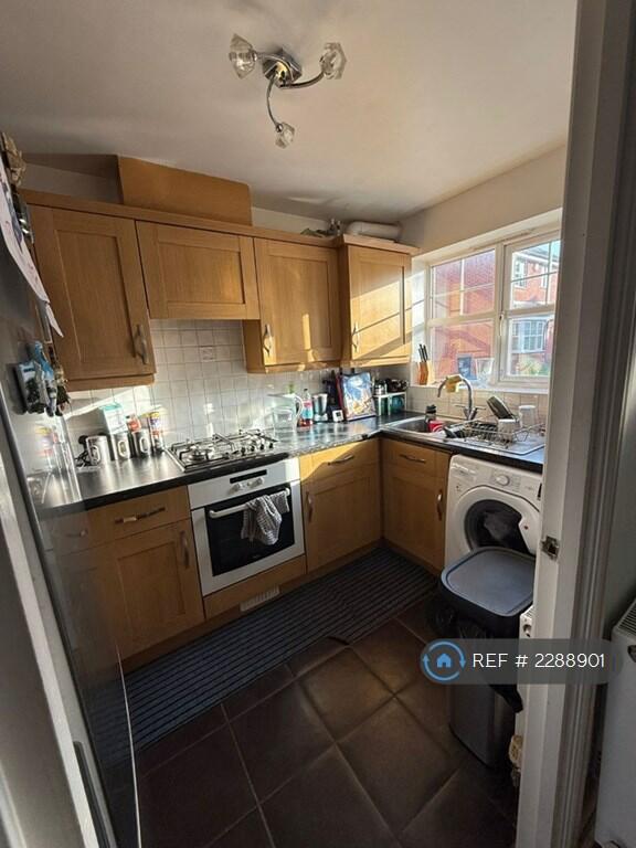 Additional property image - Hawksworth Crescent, Chelmsley Wood, Birmingham, B37
