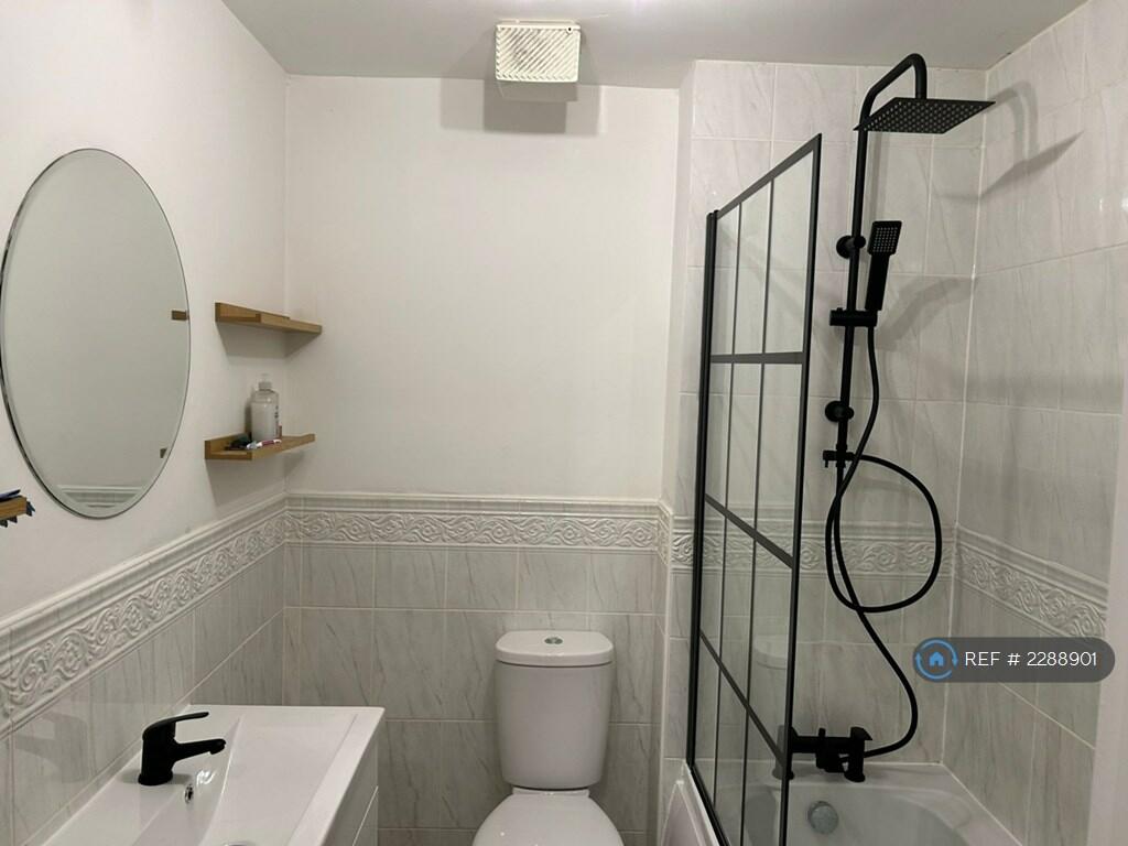 Additional property image - Hawksworth Crescent, Chelmsley Wood, Birmingham, B37