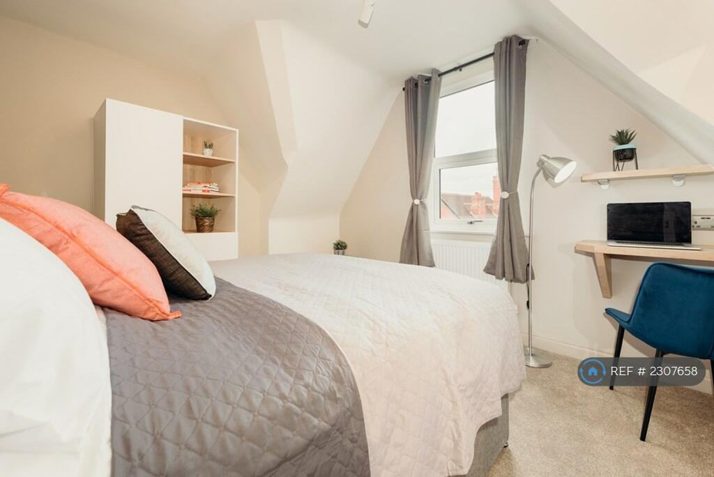 Additional property image - Victoria Road, Tamworth, B79