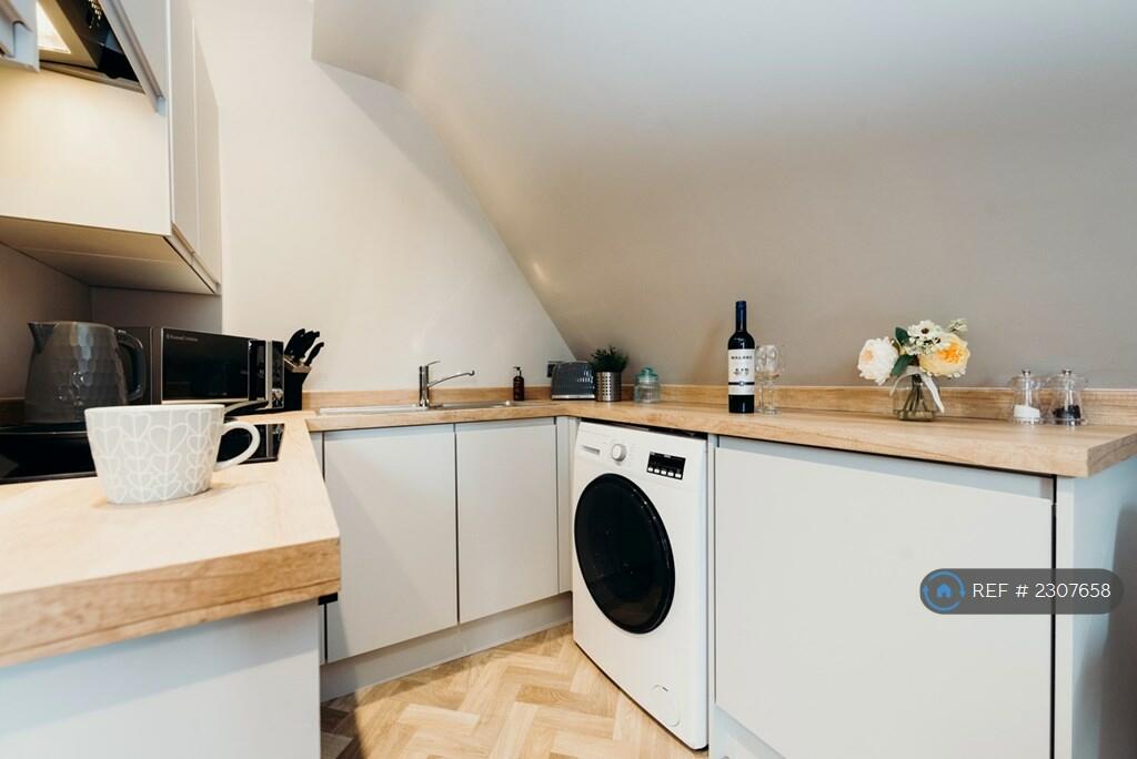 Additional property image - Victoria Road, Tamworth, B79