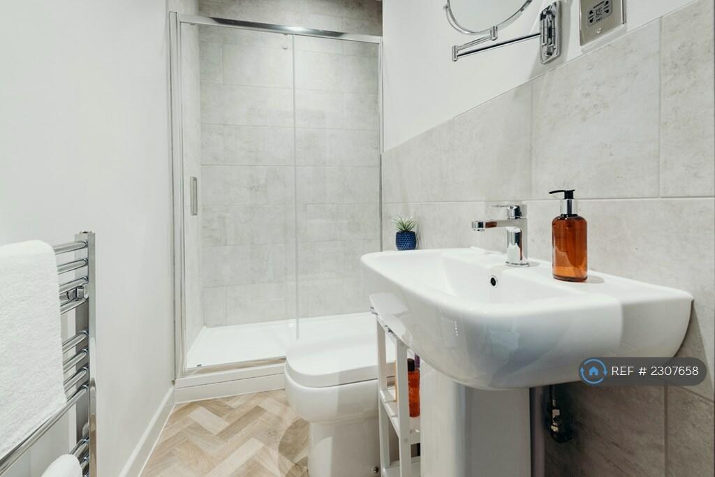 Additional property image - Victoria Road, Tamworth, B79