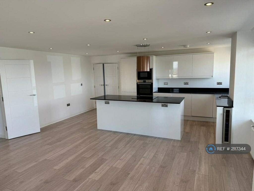 Additional property image - Albany, Bournemouth, BH1