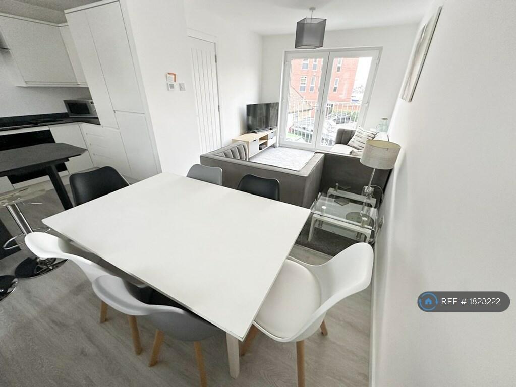 Additional property image - Thames Street, Poole, BH15