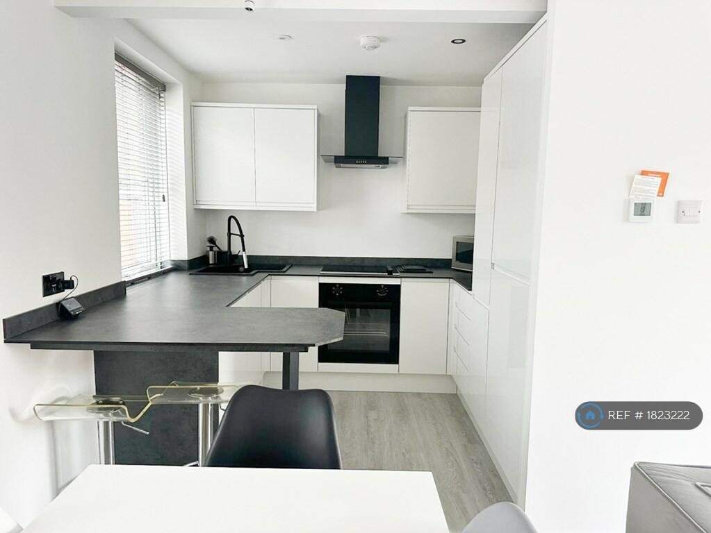 Additional property image - Thames Street, Poole, BH15
