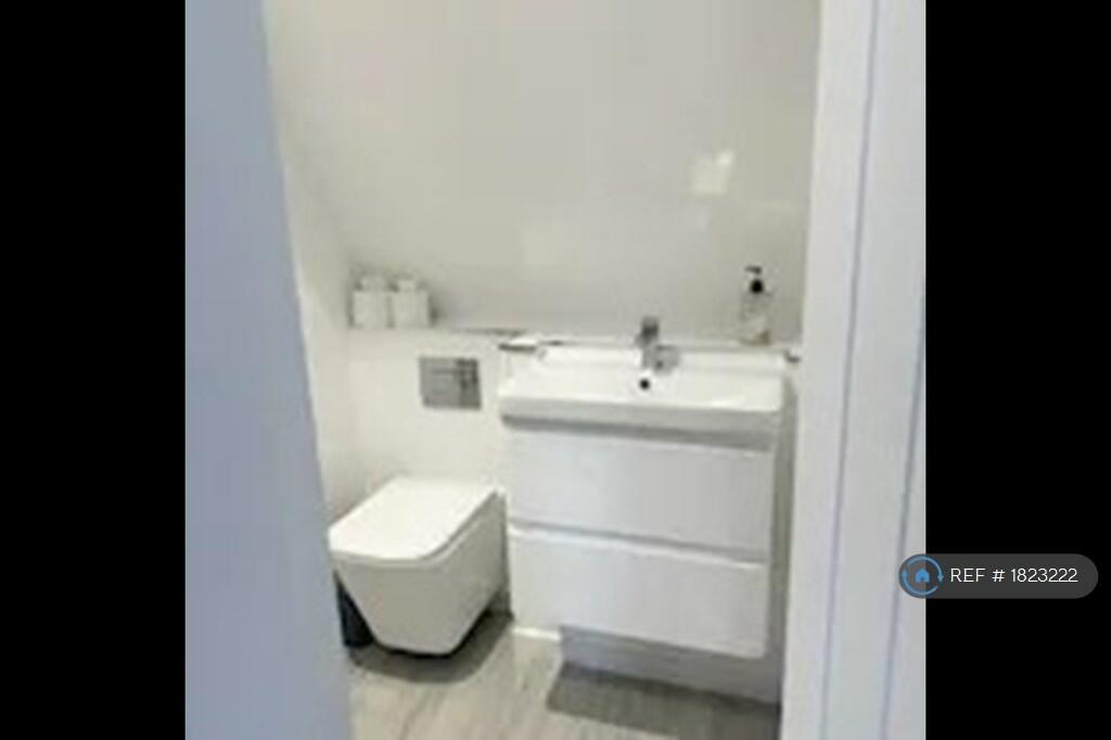 Additional property image - Thames Street, Poole, BH15