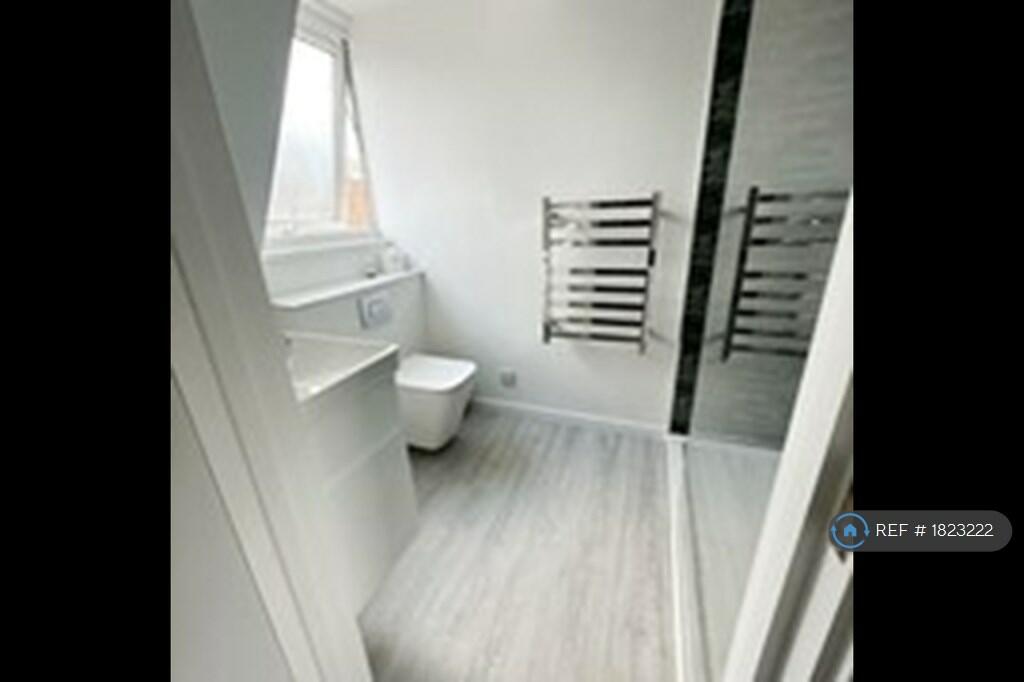 Additional property image - Thames Street, Poole, BH15
