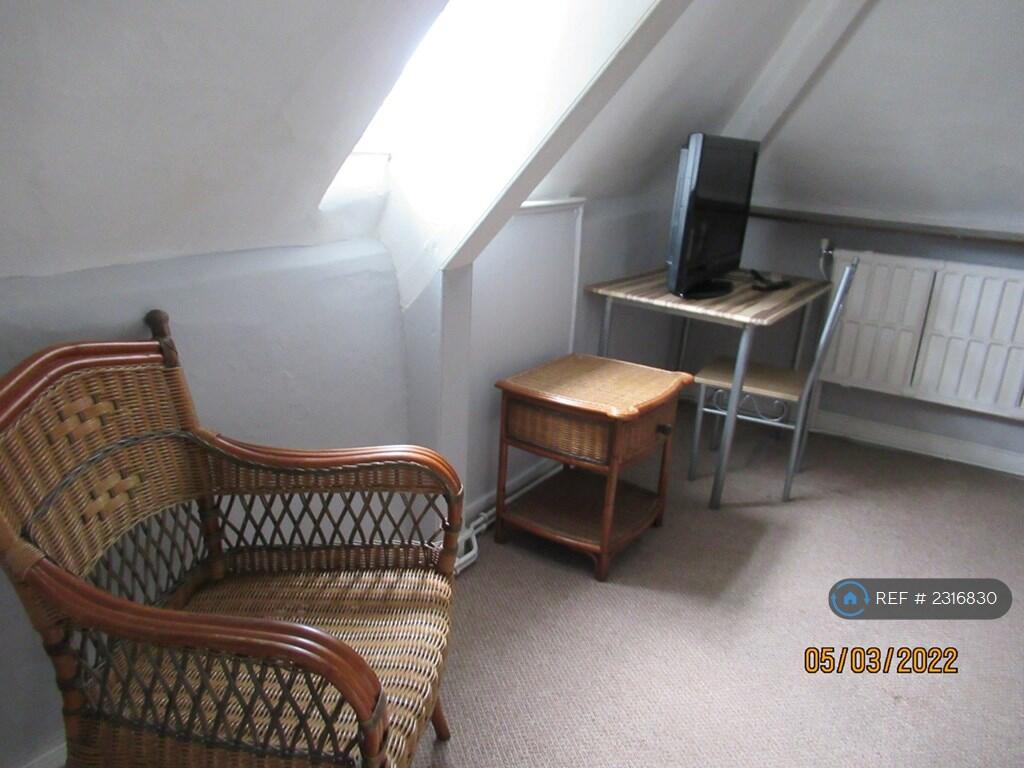Additional property image - Fore Street, Trowbridge, BA14