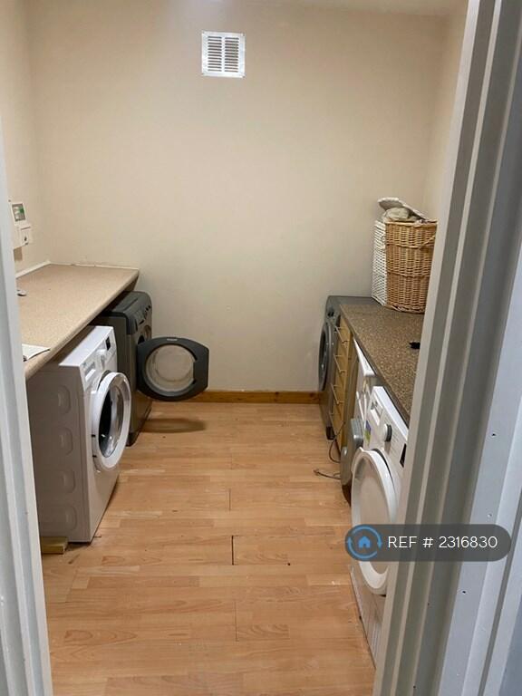Additional property image - Fore Street, Trowbridge, BA14