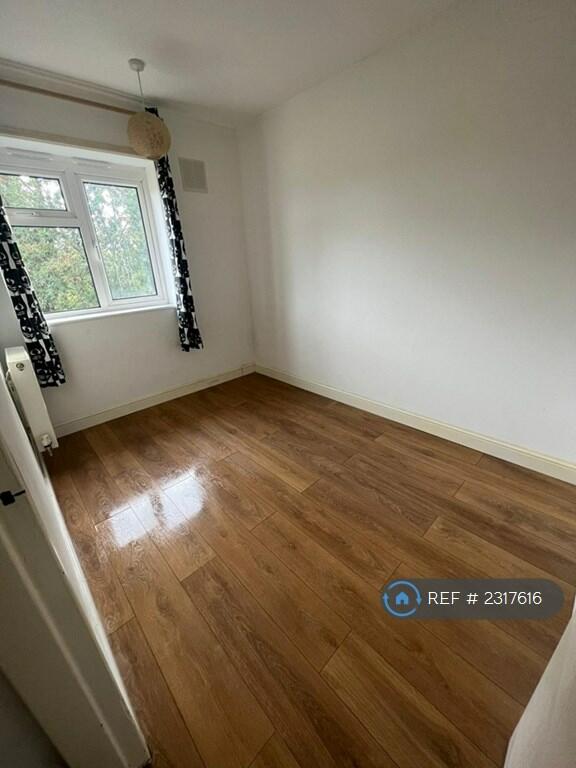Additional property image - Priory Road, Hall Green, Birmingham, B28