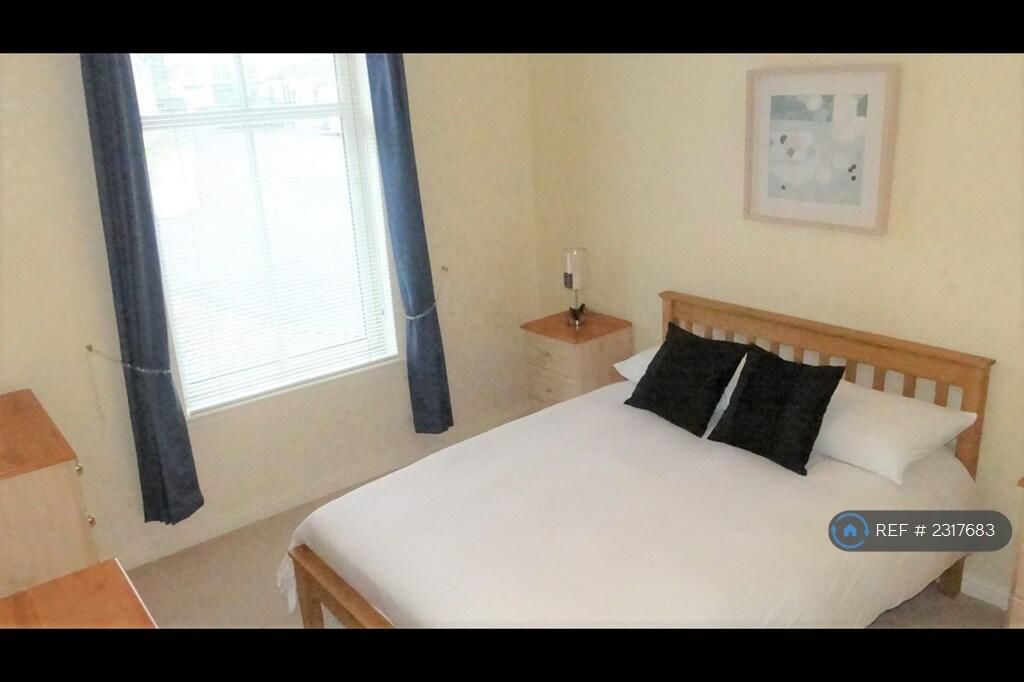 Additional property image - Balmoral Square, Aberdeen, AB10