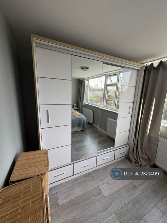 Additional property image - Thrush Avenue, Hatfield, AL10