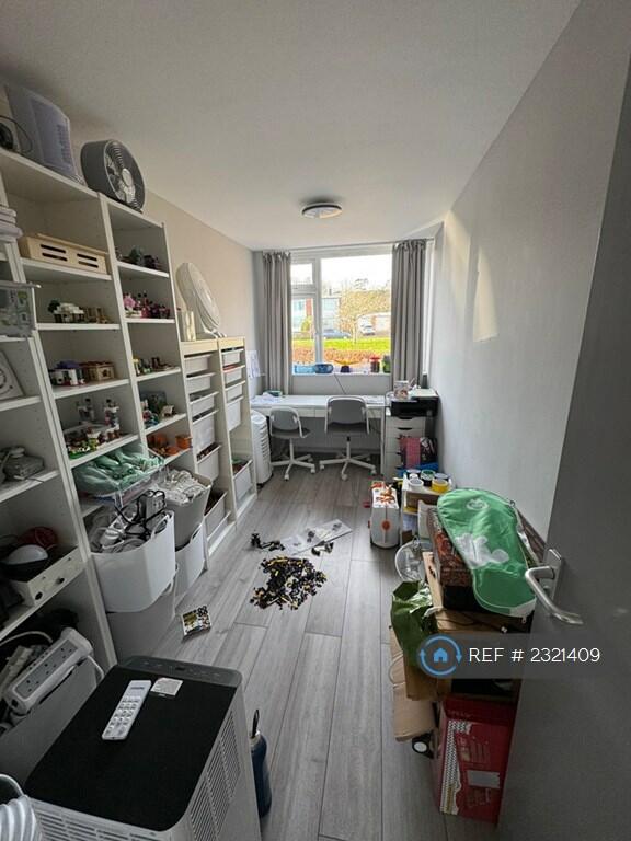 Additional property image - Thrush Avenue, Hatfield, AL10