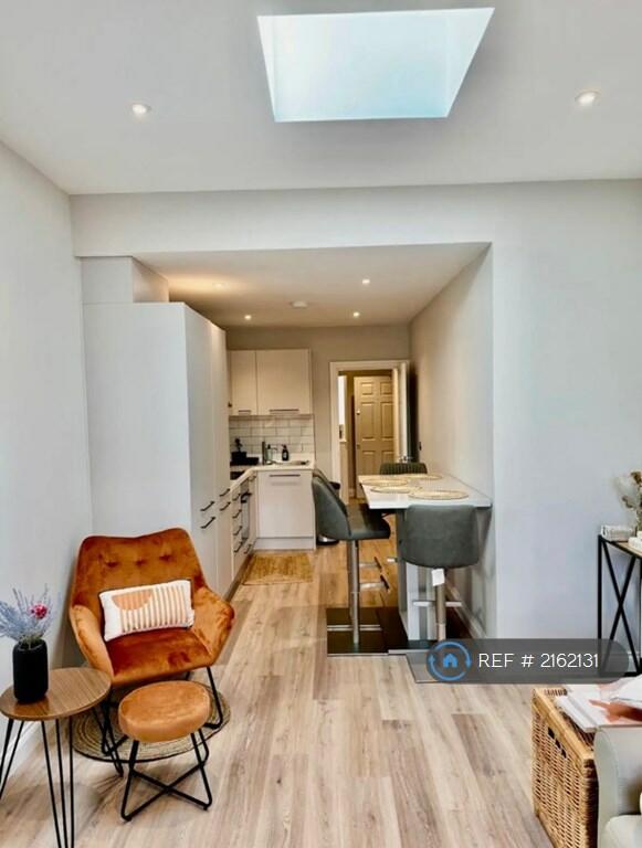 Additional property image - Westby Road, Bournemouth, BH5