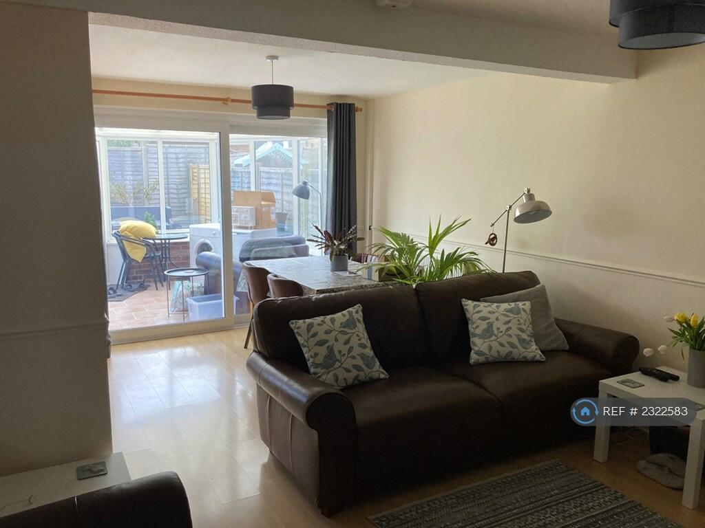 Additional property image - Wear Road, Worthing, BN13