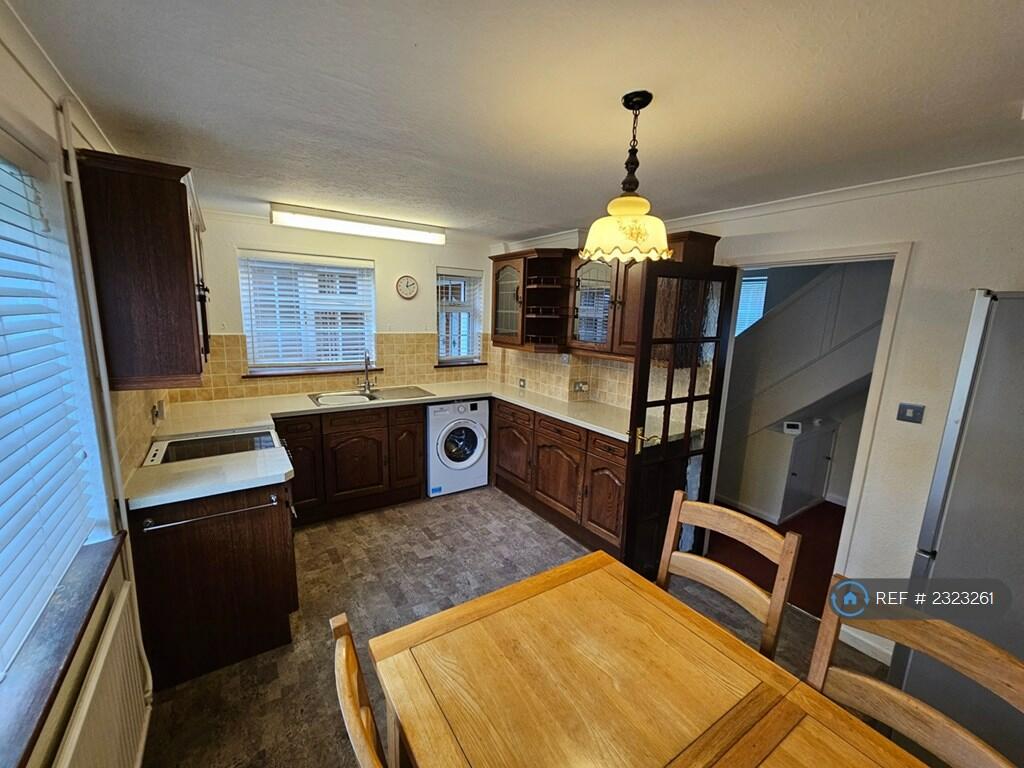 Additional property image - East View, Essendon, Hatfield, AL9