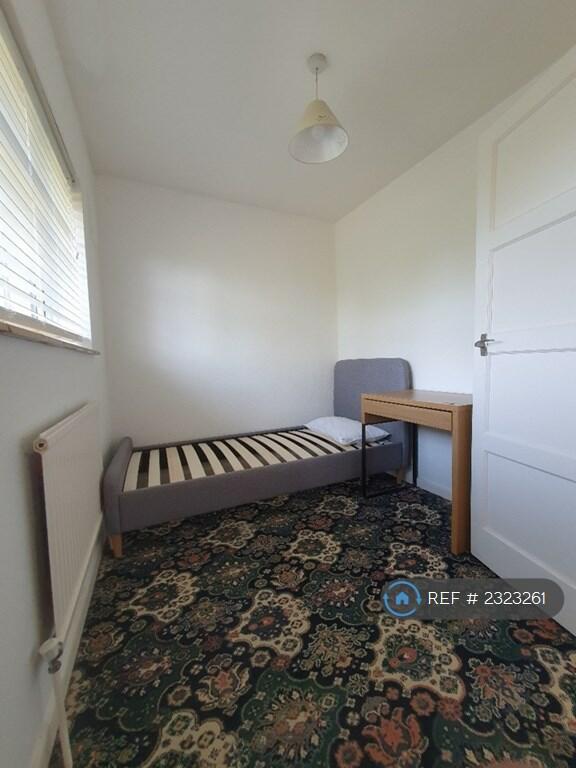 Additional property image - East View, Essendon, Hatfield, AL9