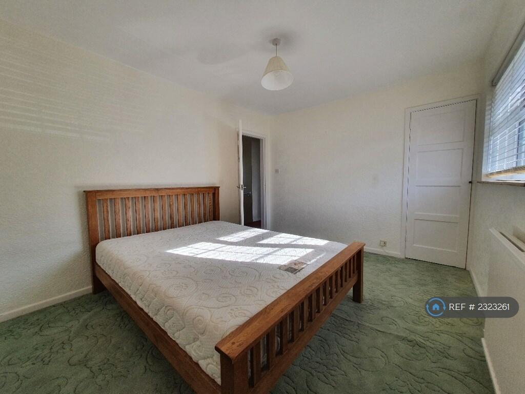 Additional property image - East View, Essendon, Hatfield, AL9