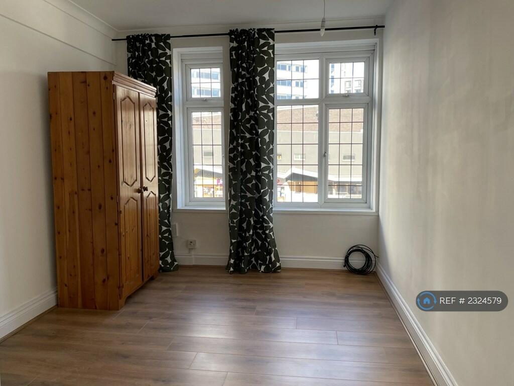 Additional property image - Stanley Court, Birmingham, B15