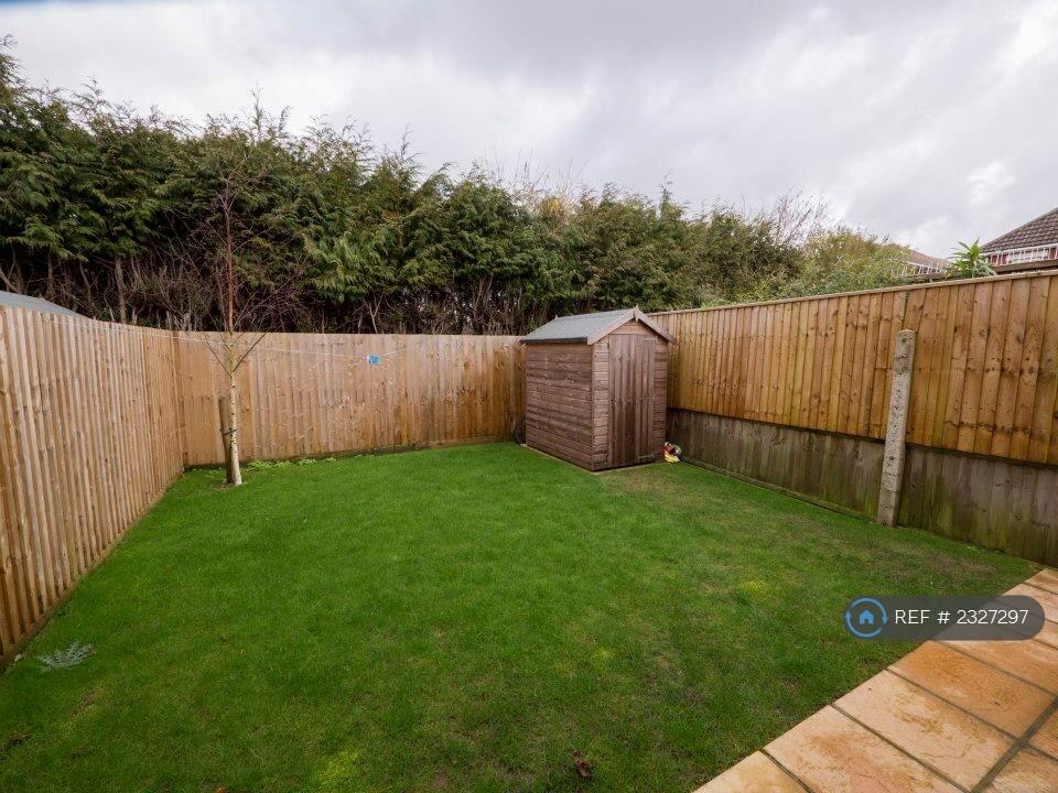 Additional property image - George Close, Bournemouth, BH10
