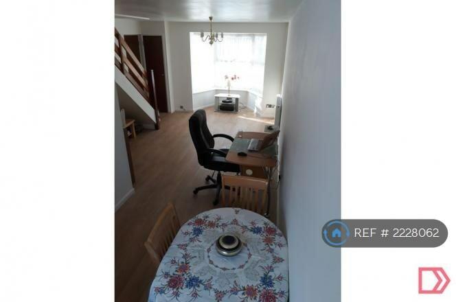 Additional property image - The Cloisters, Welwyn Garden City, AL8