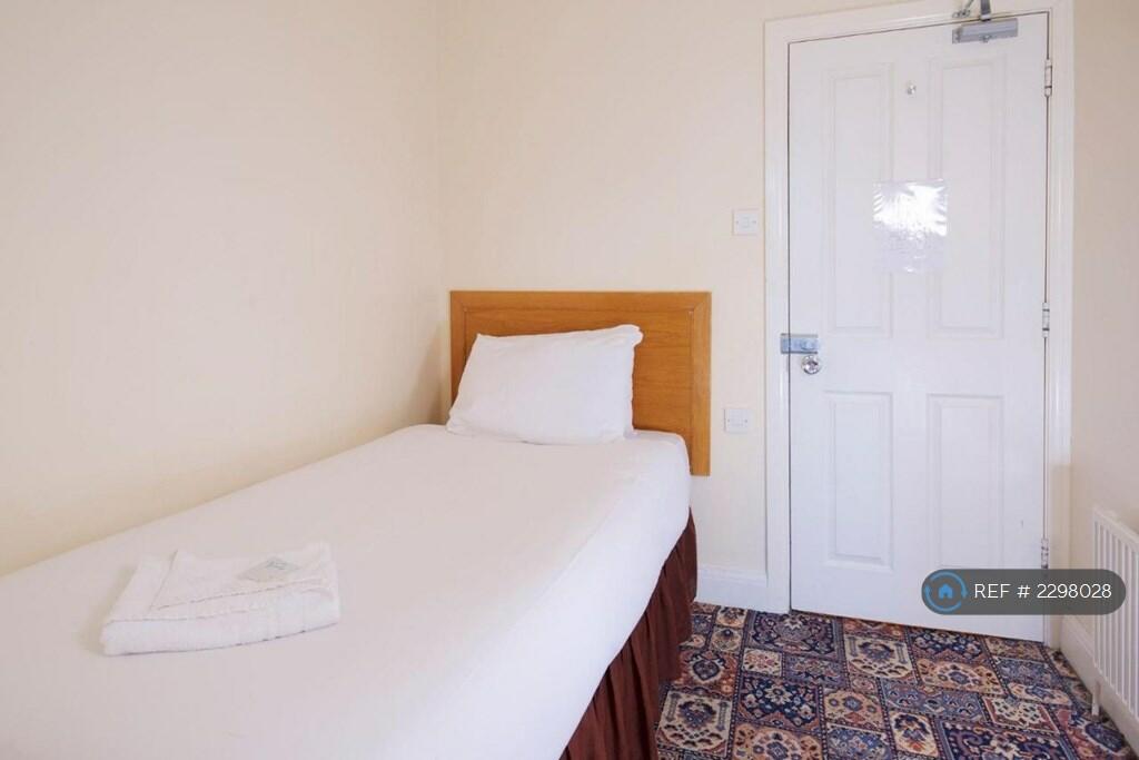 Additional property image - West Hill Road, Bournemouth, BH2