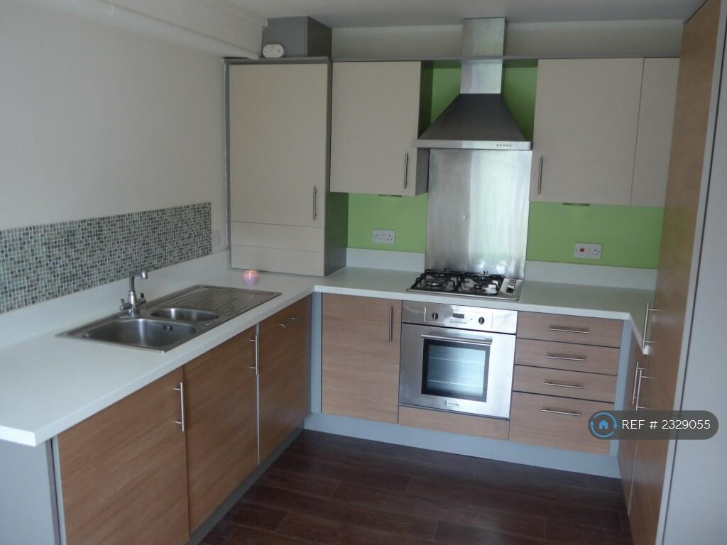 Additional property image - Victoria Mews, Ferndown, BH22