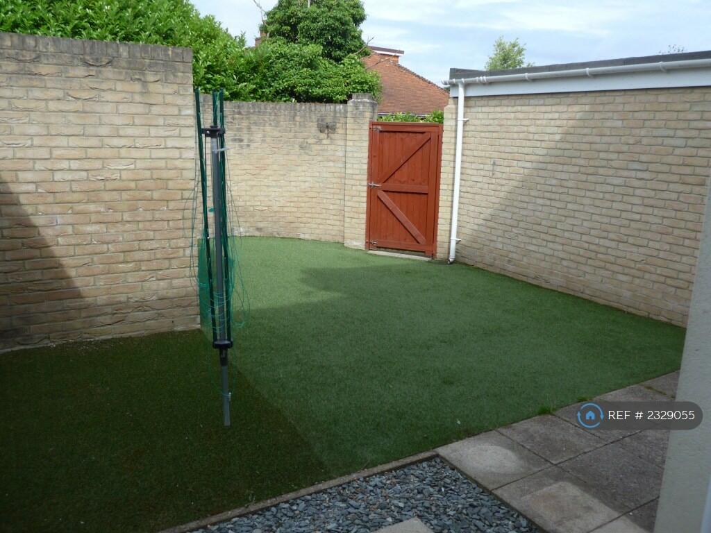 Additional property image - Victoria Mews, Ferndown, BH22