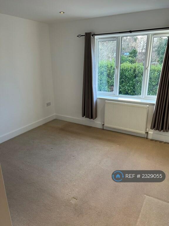 Additional property image - Victoria Mews, Ferndown, BH22