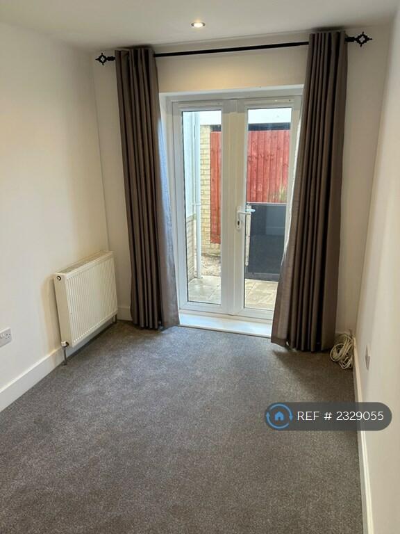 Additional property image - Victoria Mews, Ferndown, BH22